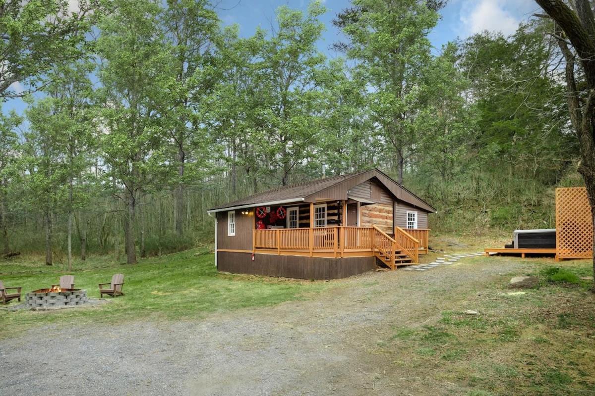 Creekside Cabin W Hot Tub, Fire Pit, Grill, Wifi! Basye Bagian luar foto