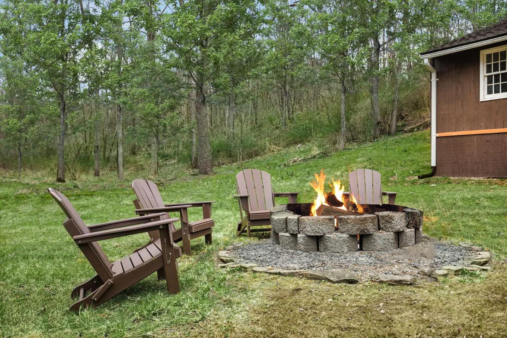 Creekside Cabin W Hot Tub, Fire Pit, Grill, Wifi! Basye Bagian luar foto